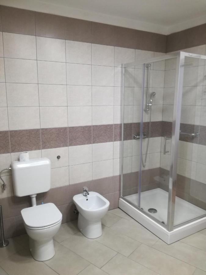 Guesthouse Skofije Ob Parenzani Spodnje Skofije Exterior foto